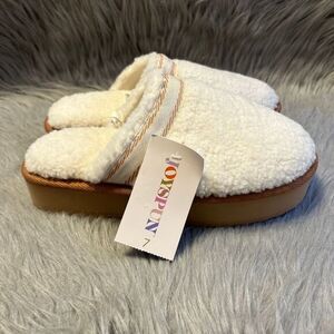 Joyspun Platform Fleece Slippers Womens Size 7 White Slip On Shoes Lightweight‎